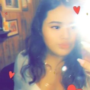 Meet your Posher, Nayeli